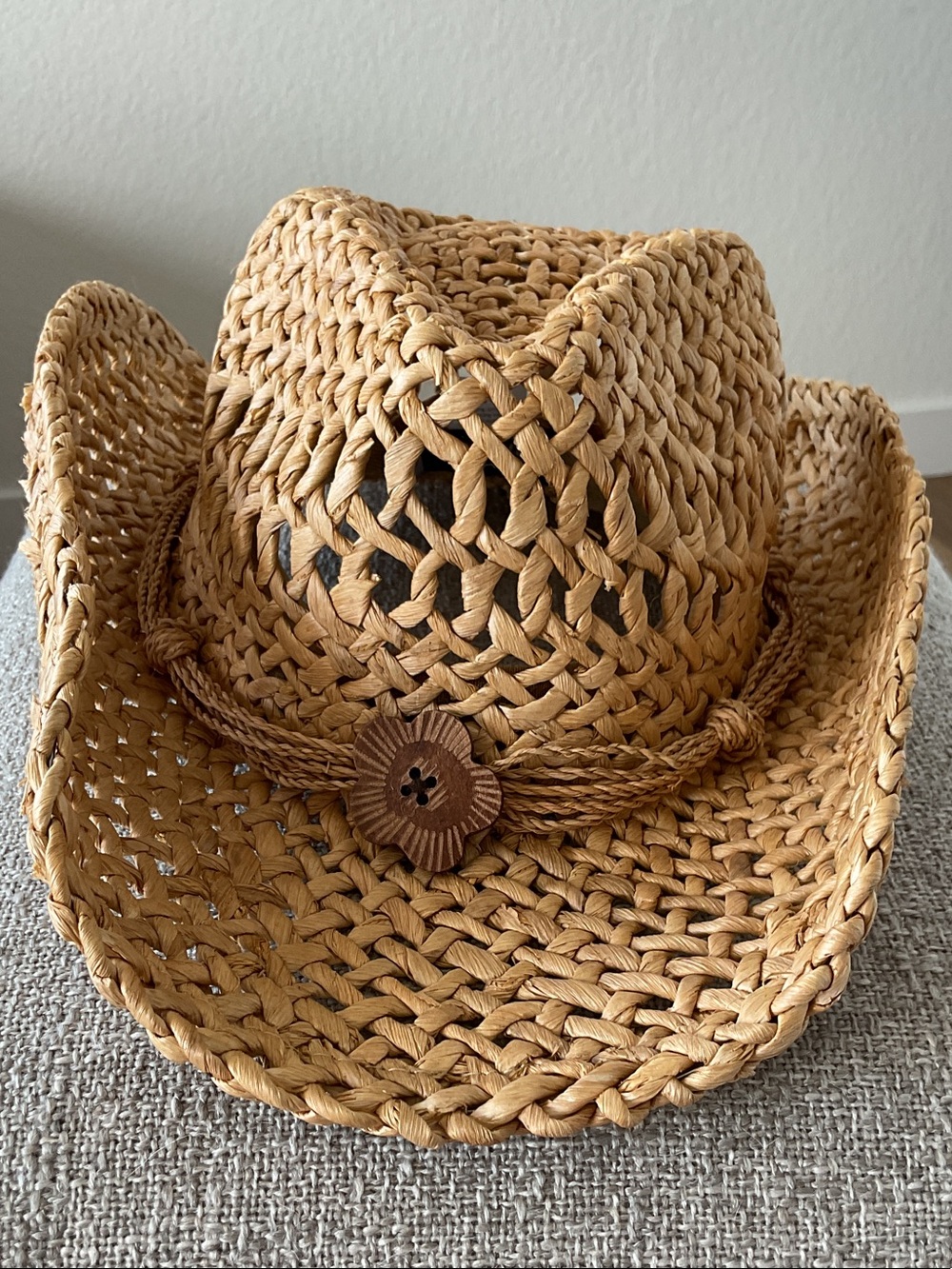 🤠 CONNER Women's Tan Woven Straw Cowboy Hat with Braided Band - Picture 9 of 9
